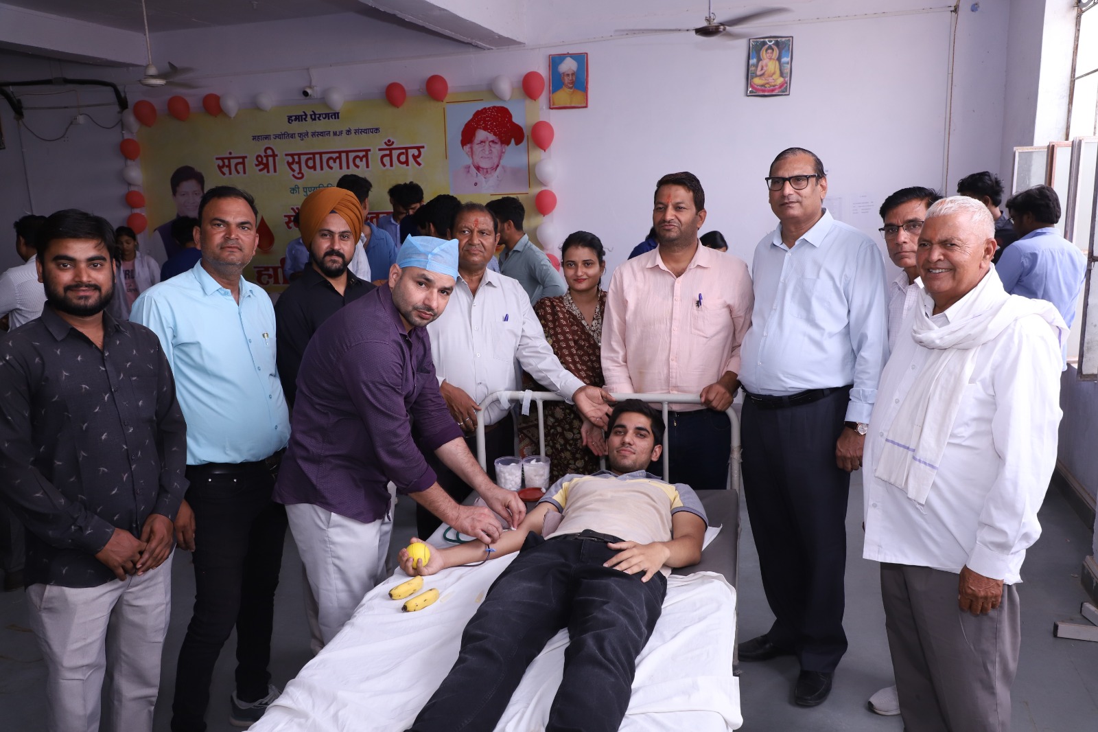 Blood Donation camp on the 10th Death Anniversary of Founder Charmin Sant Shri Suwalal Tanwar